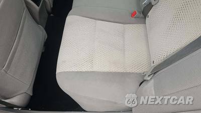 2014 Toyota Camry LE - zdjęcie 36 z 58 - miniatura