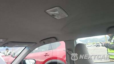 2014 Toyota Camry LE - zdjęcie 37 z 58 - miniatura