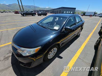 2014 Toyota Camry LE - zdjęcie 1 z 58 - miniatura