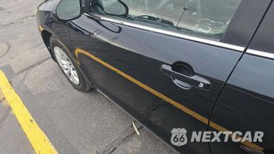 2014 Toyota Camry LE - zdjęcie 44 z 58 - miniatura