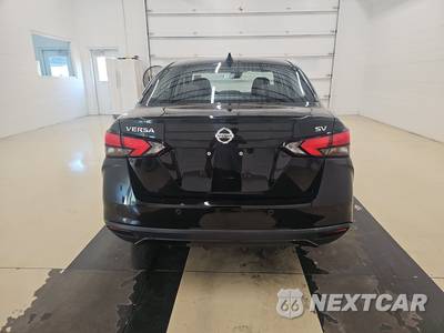 2020 Nissan Versa SV - zdjęcie 5 z 37 - miniatura