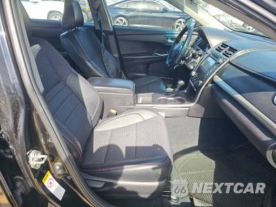 2015 Toyota Camry SE - zdjęcie 8 z 48 - miniatura