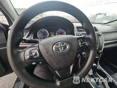 2016 Toyota Camry LE - zdjęcie 10 z 30 - miniatura