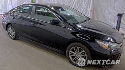 2015 Toyota Camry SE - zdjęcie 3 z 48 - miniatura