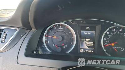 2015 Toyota Camry SE - zdjęcie 40 z 48 - miniatura