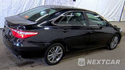 2016 Toyota Camry SE - zdjęcie 4 z 35 - miniatura
