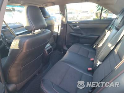 2016 Toyota Camry SE - zdjęcie 13 z 35 - miniatura