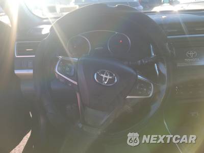 2016 Toyota Camry SE - zdjęcie 10 z 35 - miniatura