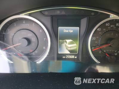 2017 Toyota Camry SE - zdjęcie 12 z 51 - miniatura