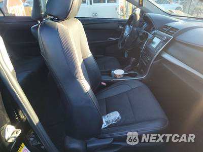 2016 Toyota Camry SE - zdjęcie 8 z 35 - miniatura