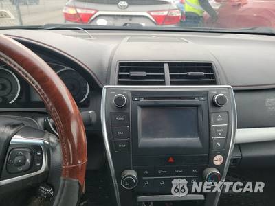 2017 Toyota Camry LE - zdjęcie 11 z 44 - miniatura
