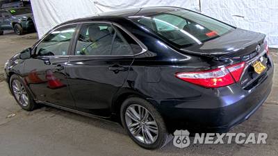 2016 Toyota Camry SE - zdjęcie 6 z 40 - miniatura