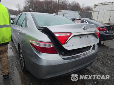 2016 Toyota Camry SE - zdjęcie 6 z 59 - miniatura