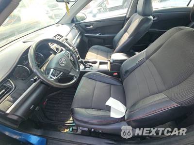 2017 Toyota Camry SE - zdjęcie 7 z 55 - miniatura