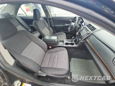 2016 Toyota Camry LE - zdjęcie 8 z 34 - miniatura