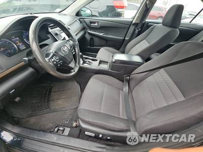 2016 Toyota Camry LE - zdjęcie 7 z 34 - miniatura