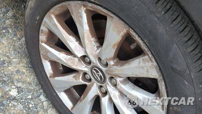 2019 Toyota Camry LE - zdjęcie 29 z 46 - miniatura