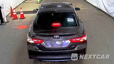 2019 Toyota Camry LE - zdjęcie 5 z 46 - miniatura