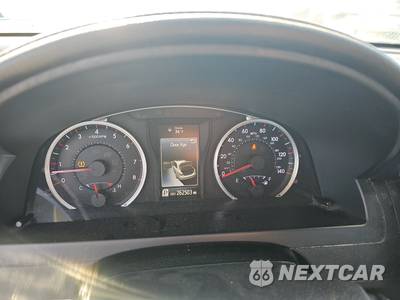 2016 Toyota Camry SE - zdjęcie 12 z 37 - miniatura