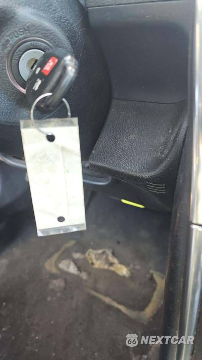 2016 Toyota Camry SE - zdjęcie 18 z 37 - miniatura