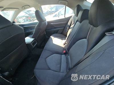 2019 Toyota Camry LE - zdjęcie 13 z 46 - miniatura