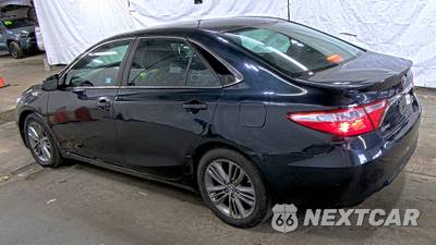 2016 Toyota Camry SE - zdjęcie 6 z 37 - miniatura