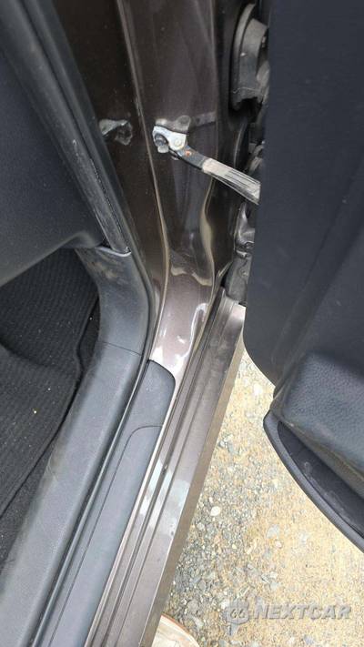 2019 Toyota Camry LE - zdjęcie 30 z 46 - miniatura