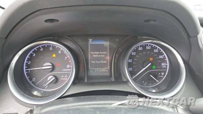 2019 Toyota Camry LE - zdjęcie 17 z 46 - miniatura