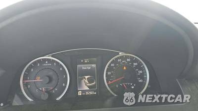 2016 Toyota Camry SE - zdjęcie 20 z 37 - miniatura