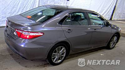 2016 Toyota Camry SE - zdjęcie 4 z 39 - miniatura
