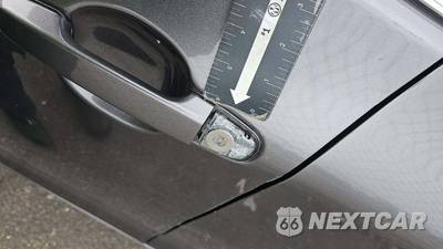 2017 Toyota Camry SE - zdjęcie 21 z 37 - miniatura
