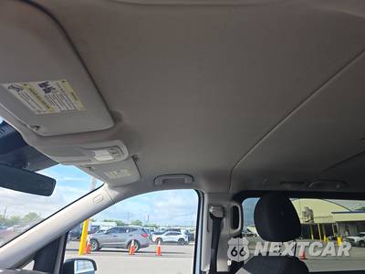 2016 Mercedes-Benz Metris Passenger Van 126.0" WB - zdjęcie 19 z 33 - miniatura