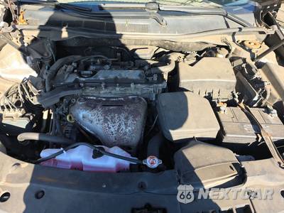 2016 Toyota Camry LE - zdjęcie 15 z 52 - miniatura