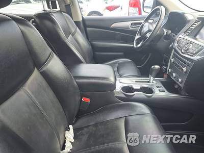 2019 Nissan Pathfinder SL - zdjęcie 8 z 23 - miniatura