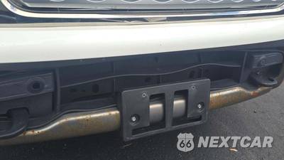 2017 Nissan TITAN Platinum Reserve Crew Cab Short Bed - zdjęcie 37 z 46 - miniatura