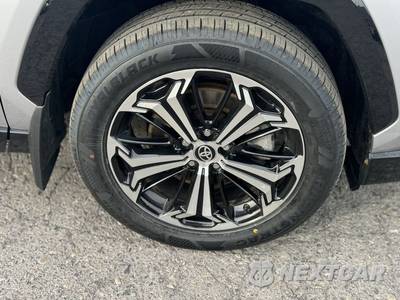 2023 Toyota RAV4 Prime XSE - zdjęcie 12 z 66 - miniatura