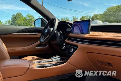 2025 INFINITI Autograph AWD 4dr SUV - zdjęcie 13 z 46 - miniatura