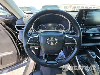 2021 Toyota Highlander XLE - zdjęcie 10 z 49 - miniatura