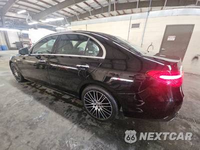 2025 Mercedes-Benz C 300 4MATIC - zdjęcie 6 z 25 - miniatura