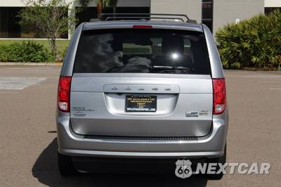 2016 Dodge Grand Caravan SXT 121.2" WB - zdjęcie 8 z 48 - miniatura
