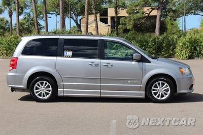 2016 Dodge Grand Caravan SXT 121.2" WB - zdjęcie 10 z 48 - miniatura