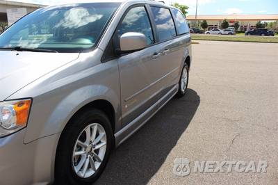 2016 Dodge Grand Caravan SXT 121.2" WB - zdjęcie 13 z 48 - miniatura