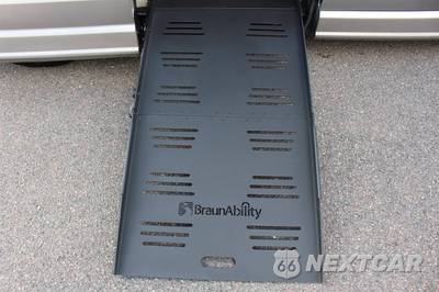 2016 Dodge Grand Caravan SXT 121.2" WB - zdjęcie 24 z 48 - miniatura