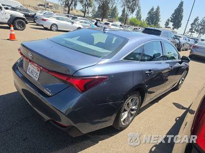 2019 Toyota Avalon Hybrid XLE - zdjęcie 4 z 46 - miniatura