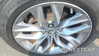 2019 Toyota Avalon Hybrid XLE - zdjęcie 33 z 46 - miniatura