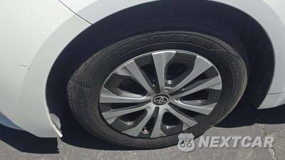 2020 Toyota Corolla Hybrid LE Sedan - zdjęcie 42 z 54 - miniatura