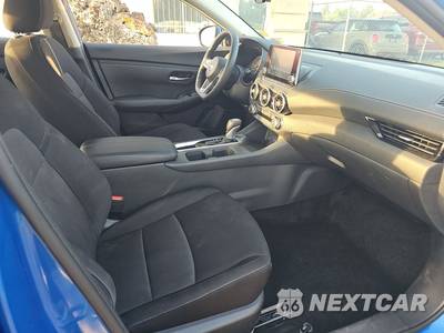 2025 Nissan Sentra SV - zdjęcie 8 z 17 - miniatura