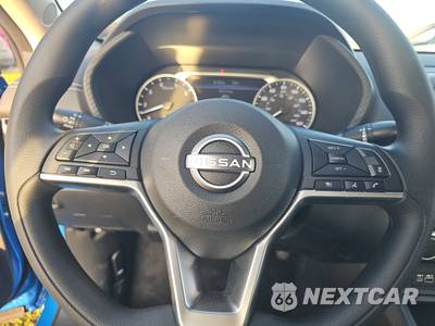 2025 Nissan Sentra SV - zdjęcie 10 z 17 - miniatura