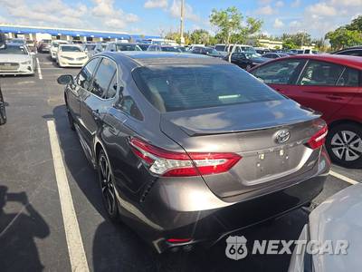 2018 Toyota Camry XSE - zdjęcie 6 z 18 - miniatura
