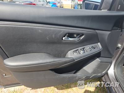 2025 Nissan Sentra SV - zdjęcie 9 z 17 - miniatura
